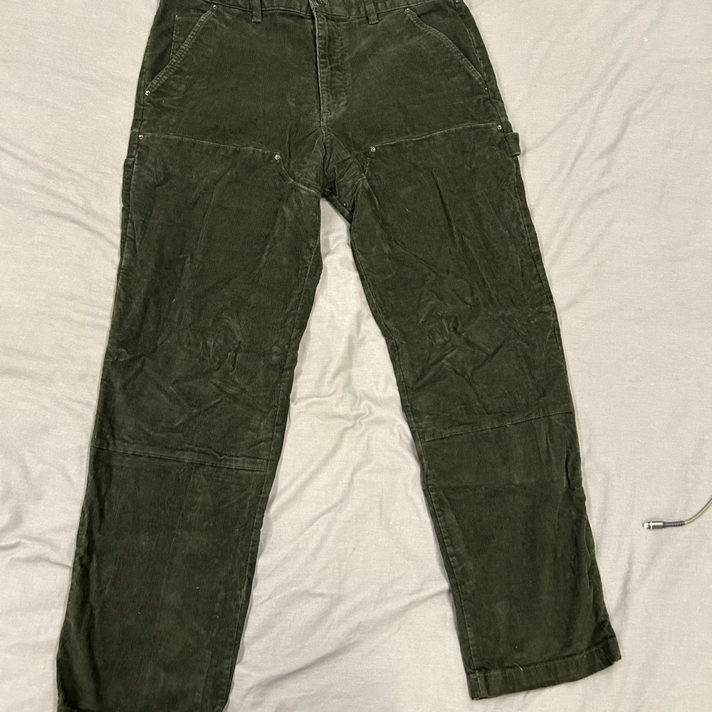 GAP Green Cargo Pants with Durable Design 36x32